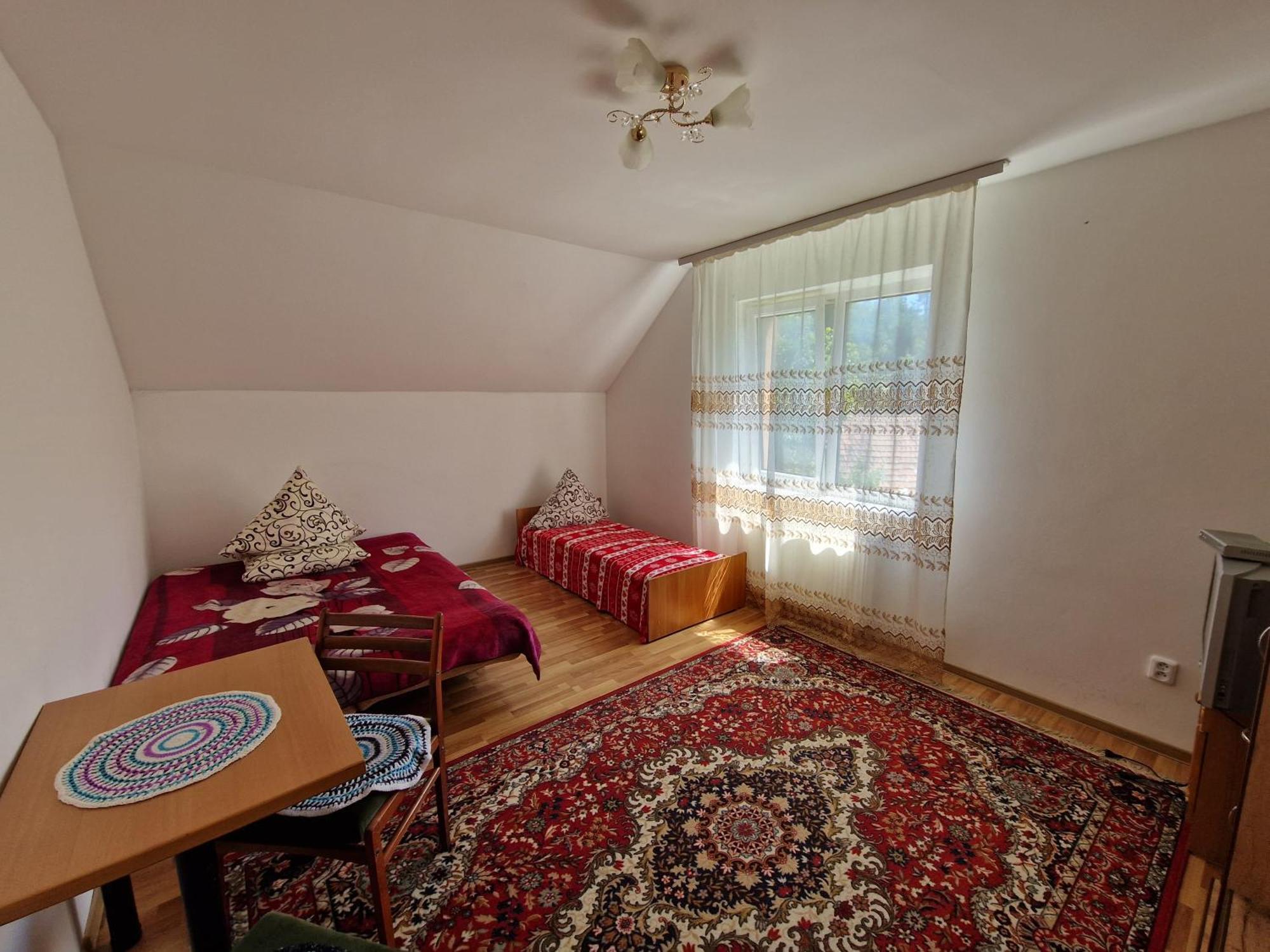 У Дядька Guest House Pilipets Bilik gambar