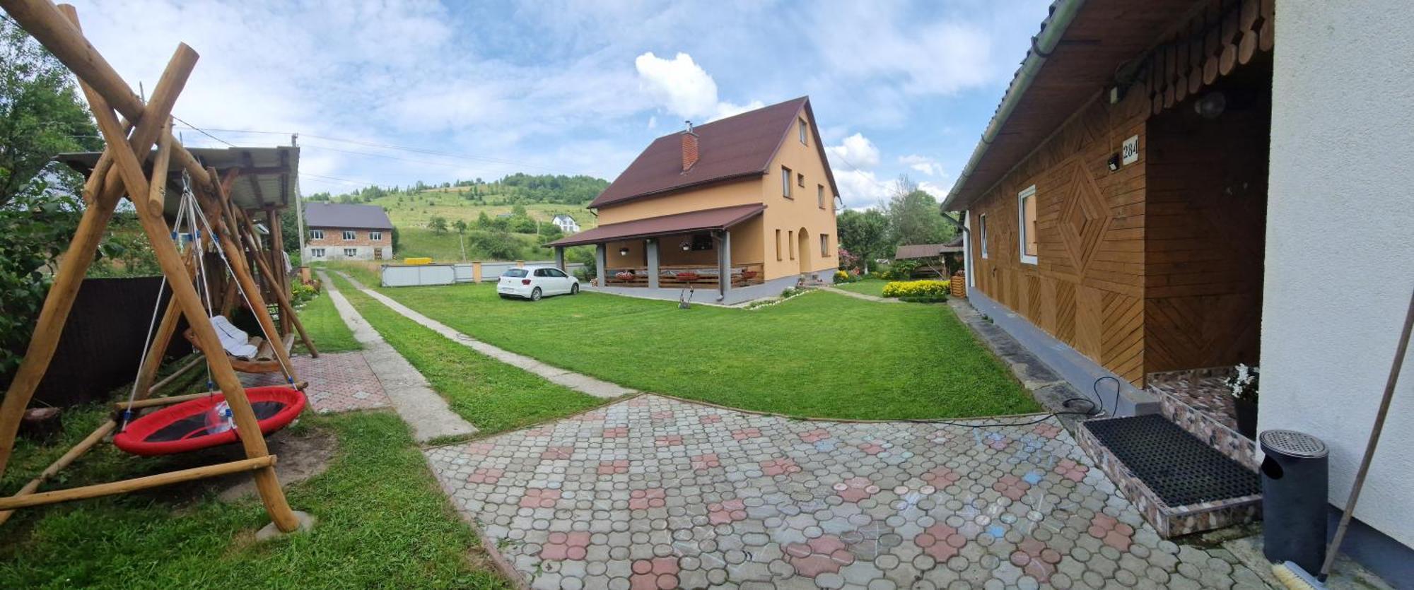 У Дядька Guest House Pilipets Luaran gambar