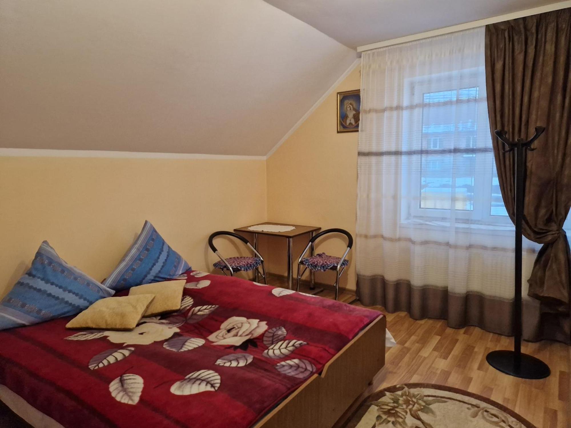 У Дядька Guest House Pilipets Bilik gambar